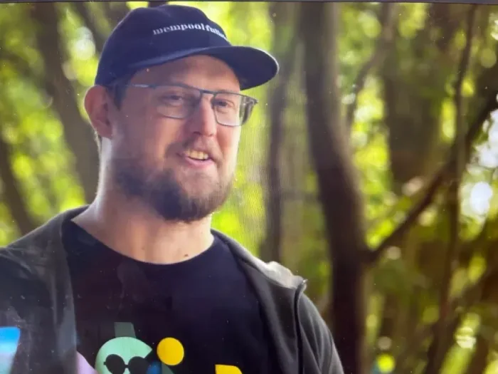 پیتر تاد کیست؟